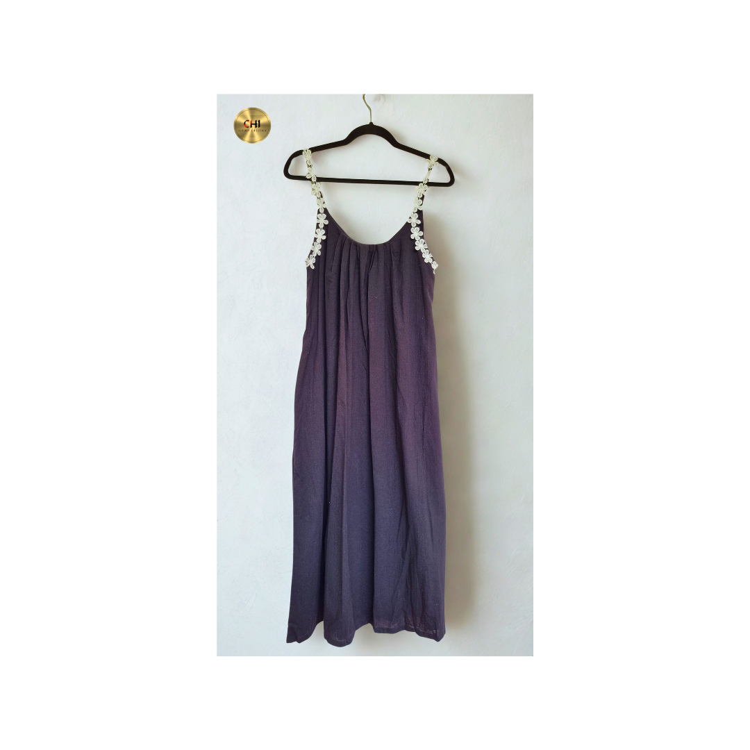 Pretty Little Lady dress in black color variant
