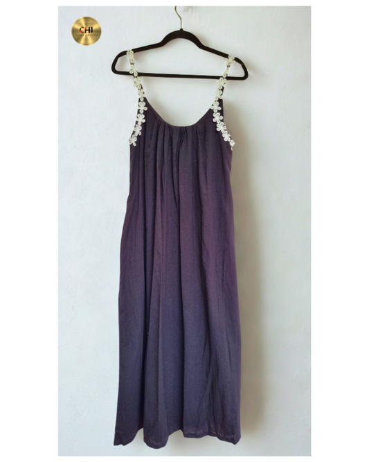 Pretty Little Lady dress in black color variant